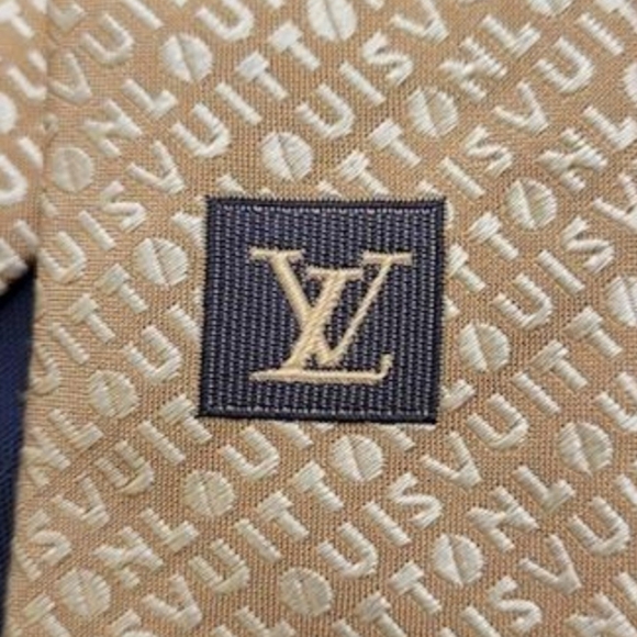 Louis Vuitton Gold Monogram Logo 100% Silk Tie - Picture 5 of 9
